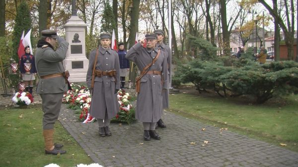 85 rocznica śmierci Józefa Piłsudskiego. Pan Henryk Filipski przypomina wiersz z tamtego okresu